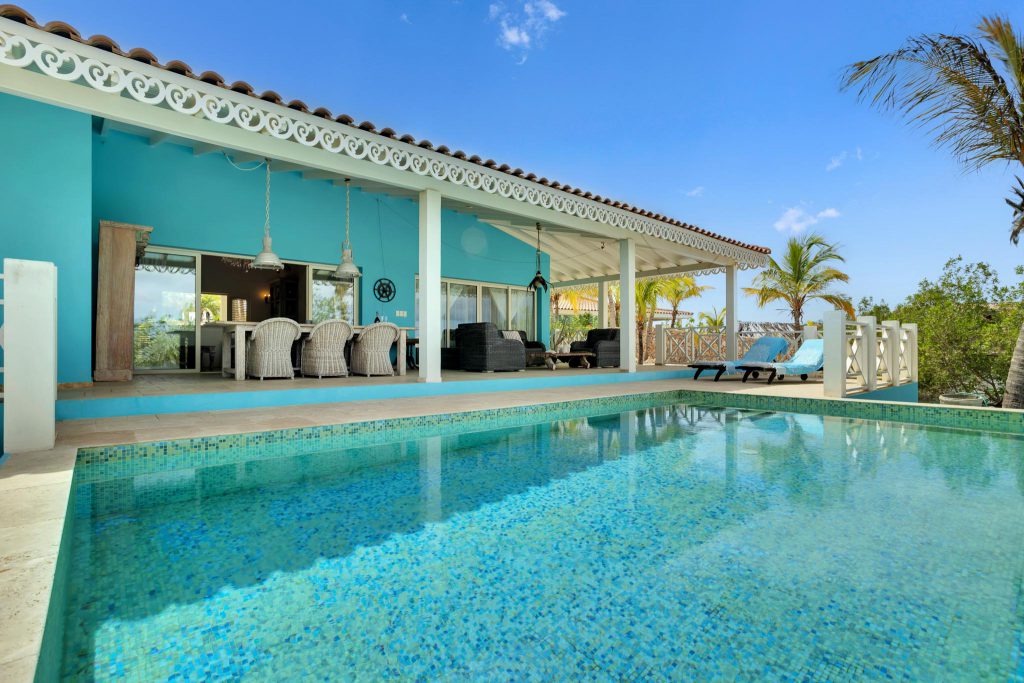Direct gelegen aan de waterkant op een luxe resort, echt een perfecte villa voor een familie vakantie!