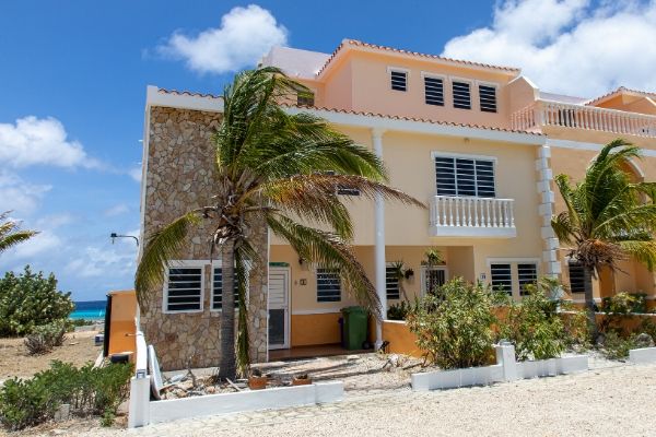 This gorgeous oceanfront property has been sold! It has 3 bedrooms, 3 bathrooms and breathtaking views over the Caribbean Sea from the balcony and roof terrace! This property is SOLD.